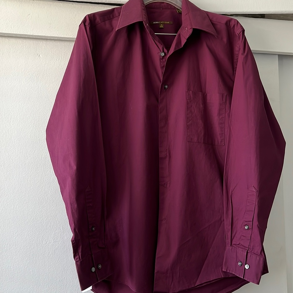 BCBG Men’s burgundy button down size M